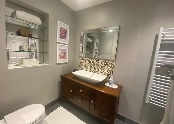 The Stables Templenewsam * Leeds (West Yorkshire)