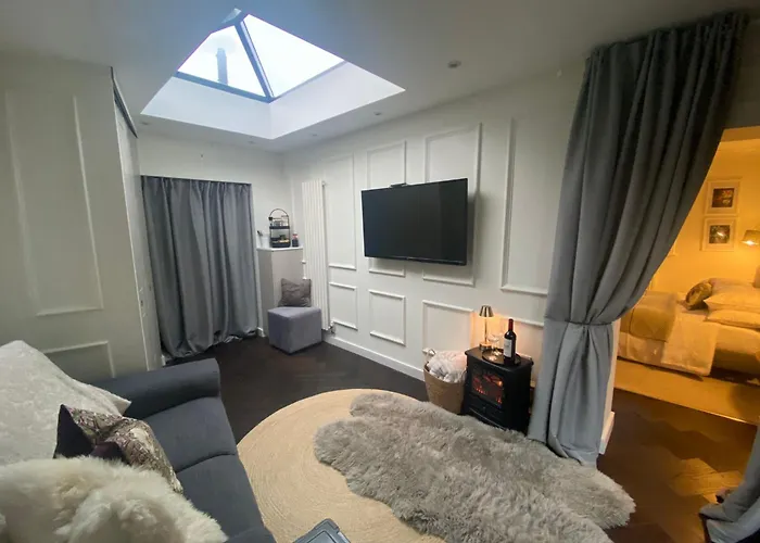 The Stables Templenewsam * Leeds (West Yorkshire)